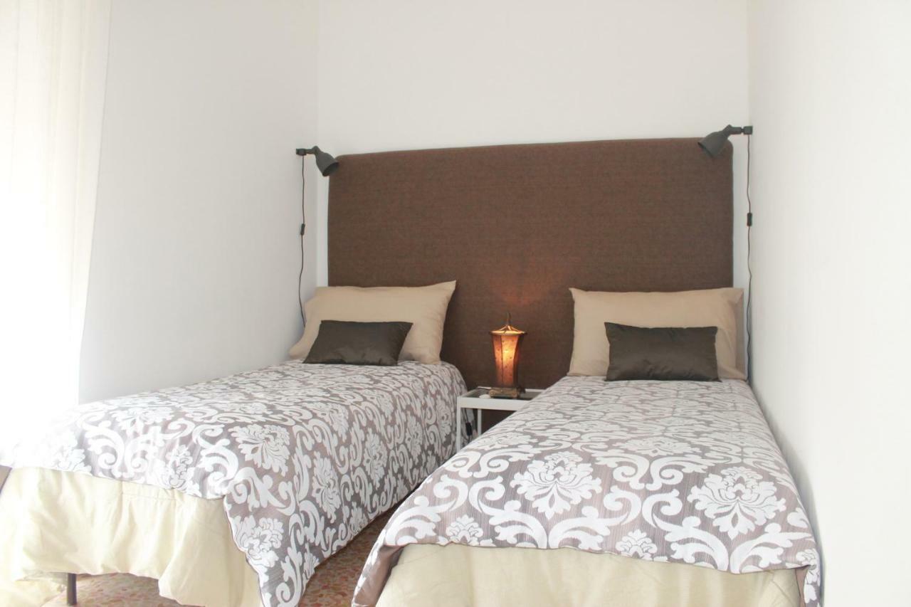 Domus Claudia - Casa Vacanze Syrakusa Exteriör bild